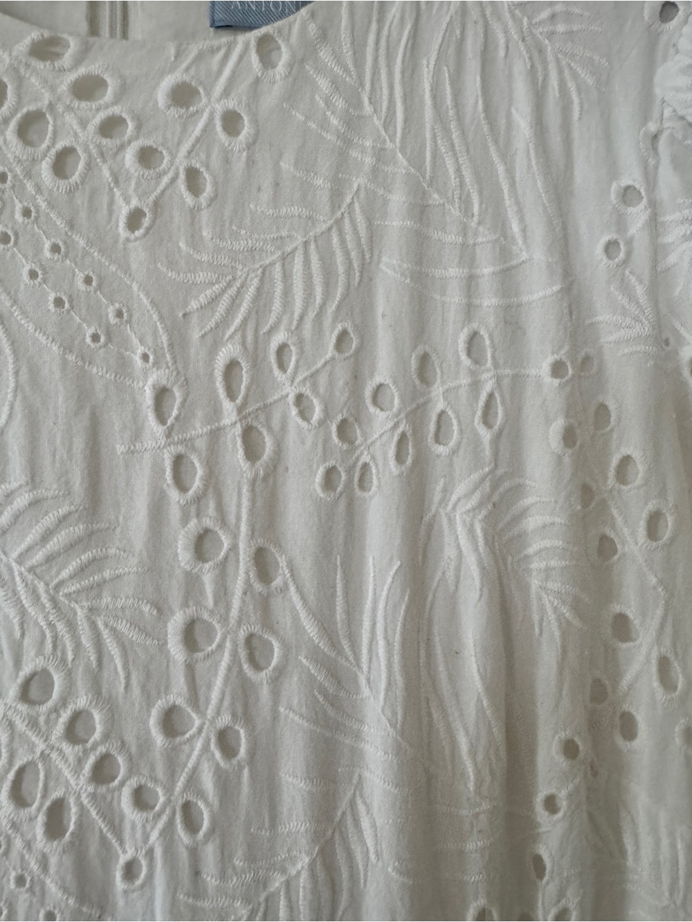 Antonio Milani Elegant White Eyelet long sleeve maxi Dress - Women - Picture 4 of 10